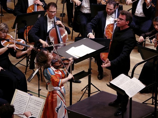 Crítica / Sustancial lectura de la música de Dvořák en Alicante - por José Antonio Cantón