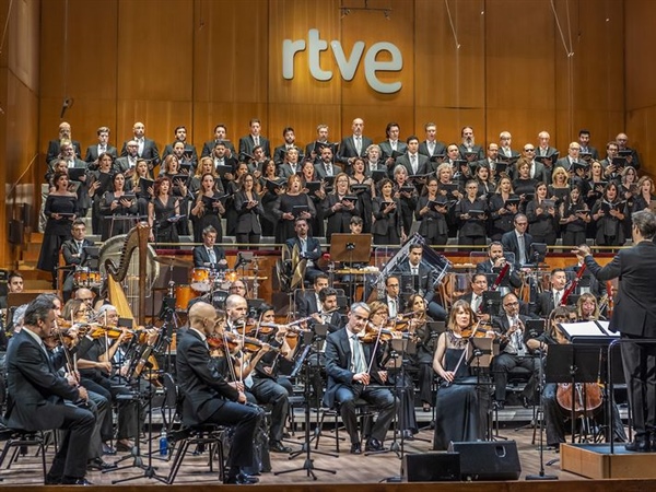 Temporada 2023-24 de la Orquesta Sinfónica y Coro RTVE con Christoph König como director titular