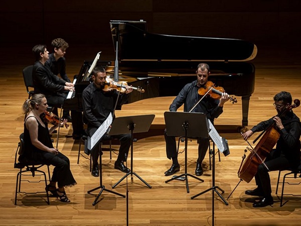 Crítica / Don Javier Perianes, el pianista y músico integral - por José M. Morate Moyano