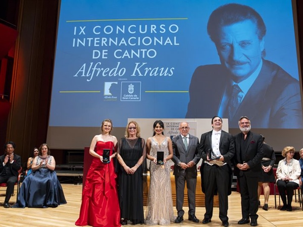 Crítica / Una gala que ratifica la excelente cantera de voces hispanas - por Juan F. Román Rodríguez