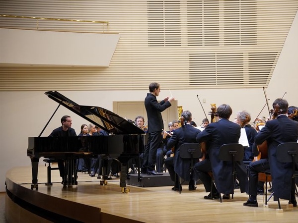 Crítica / Excelente exposición de música descriptiva - por José Antonio Cantón