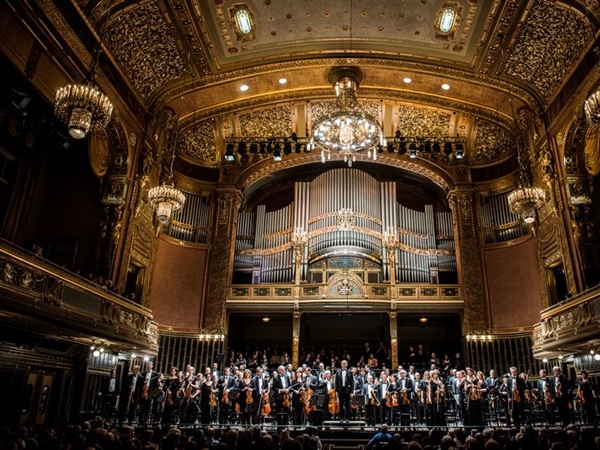 La Budapest Festival Orchestra llega a Ibermúsica con Iván Fischer, Steven Isserlis y Veronika Eberle