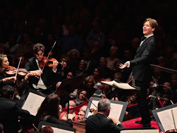 Crítica / Mäkelä y el Concertgebouw celebran los 200 años de Bruckner - por Agustín Blanco Bazán