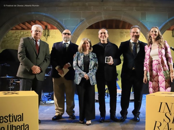 El Festival de Úbeda se inaugura con la entrega de la Medalla de Oro del Festival a Vicente Amigo