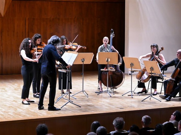 Crítica / Post-tensiones románticas: Strauss y sesquicentenario-Schönberg - por Luis Mazorra