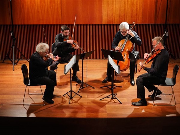 Crítica / Fragmente Stille an Diotima, de Luigi Nono, por el Arditti - por Ramón García Balado