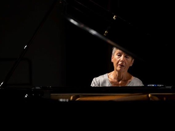 Crítica / Excepcional categoría humana (y musical) - por Darío Fernández Ruiz
