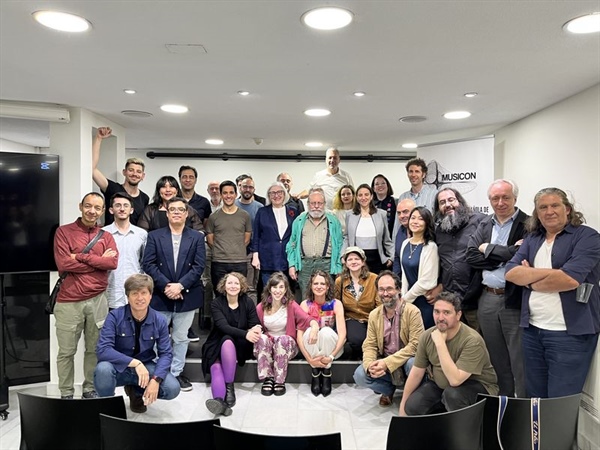 Nace la Asociación Española de Música Contemporánea (MUSICON)