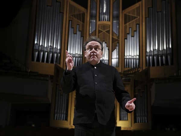 Crítica / Órgano sinfónico - por Luis Mazorra Incera