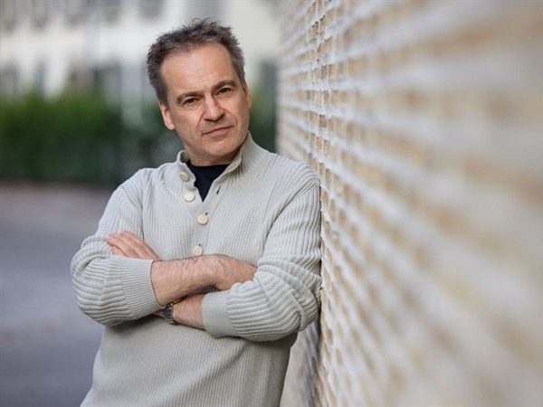 Jonathan Nott, próximo director musical del Gran Teatre del Liceu desde septiembre de 2026