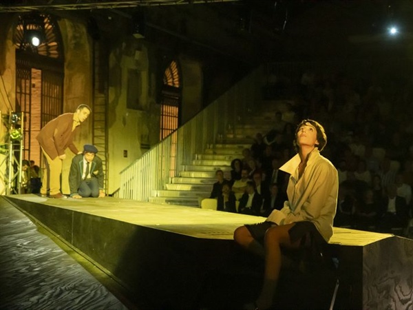 Crítica / Unos niños terribles inauguran el Festival de Ópera de Sevilla - por Carlos Tarín