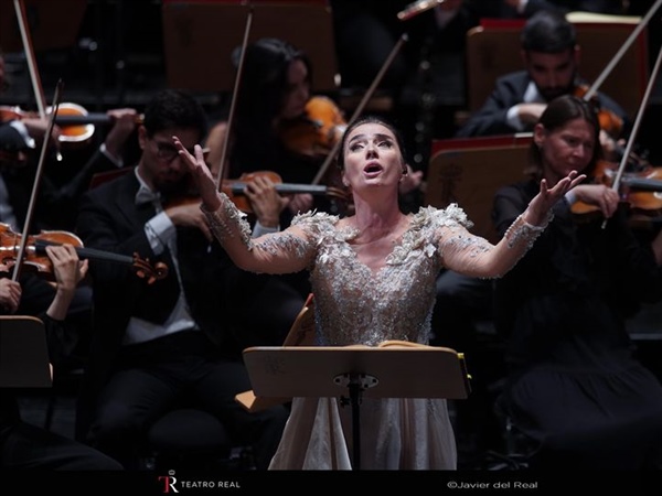 Crítica / Iris, de Mascagni, con una Ermonela Jaho en estado de gracia - por Francisco Villalba