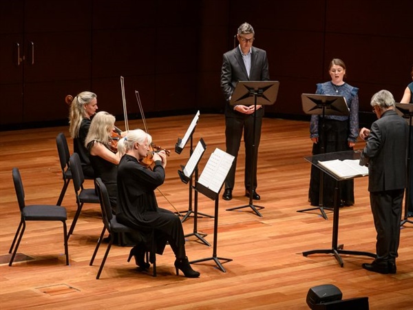 Crítica / O aeterne Pärt - por Luis Mazorra Incera