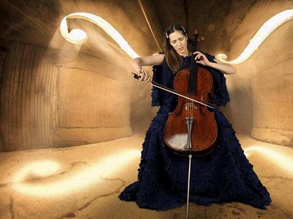 Camille Thomas regresa a España con Never give up de Fazil Say