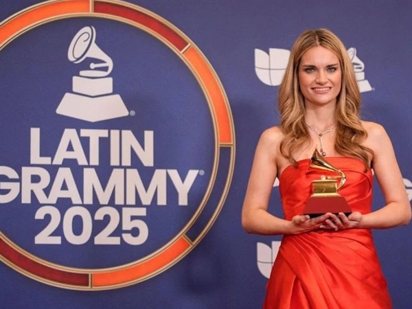 Kaleidoscope, de Isabel Dobarro, premio Latin GRAMMY al Mejor Álbum de Música Clásica 2025