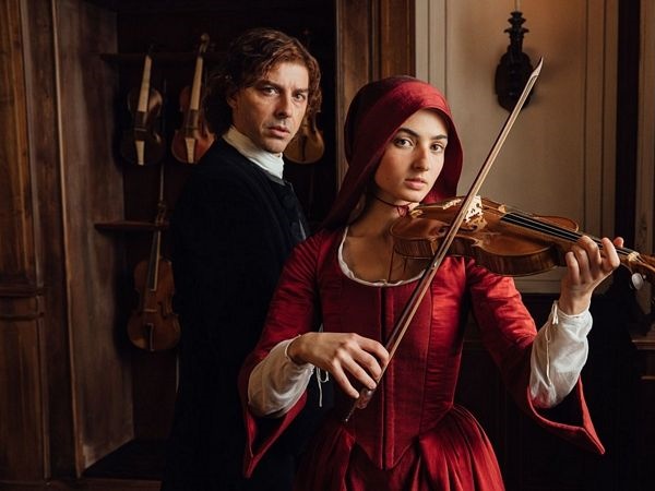 Primavera, primer film del director de escena italiano Damiano Michieletto