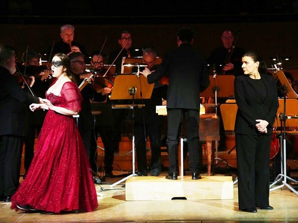 Crítica / Cecilia Bartoli marca la diferencia en un Gluck de ensueño - por Simón Andueza