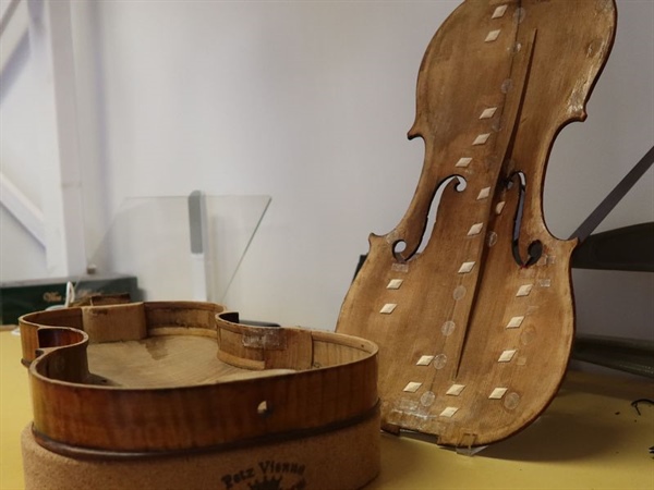 El pódcast Resonancias, referente en la investigación, construcción y conservación de instrumentos musicales