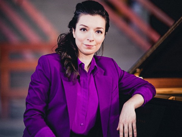 Entrevista / Yulianna Avdeeva retrata el alma de Shostakovich - por Irene Rodríguez