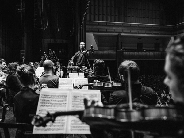 Convocatoria del V Concurso de Composición "Ramón Roldán"