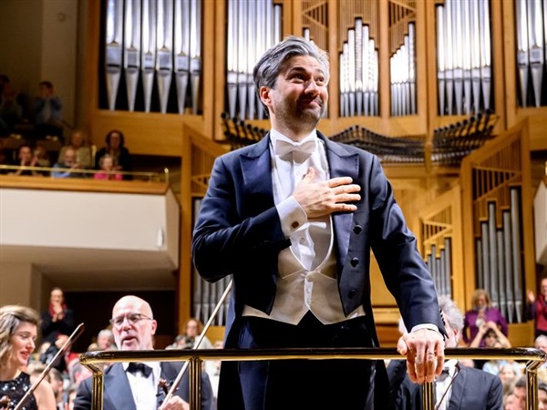 Crítica / Clamorosa Litúrgica de David Afkham - por Justino Losada