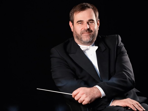 Crítica / Bruckner: énfasis de colores primarios en la orquesta - por Ramón García Balado