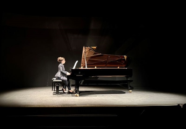 Crítica / Felices Preludios y Fugas - por Blanca Gutiérrez Cardona