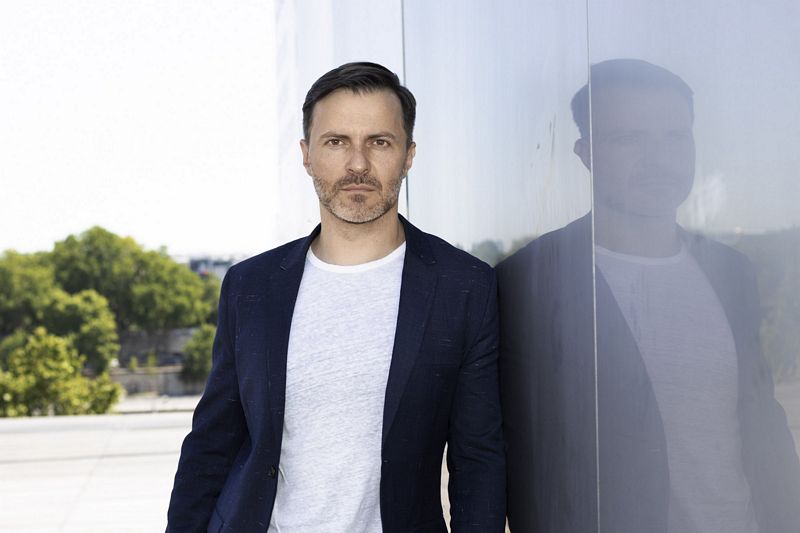 El director de orquesta Iñaki Encina Oyón debuta con Carmen en el Teatro Real