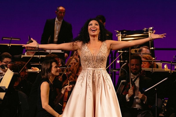 Crítica / Intercambiador-Avenida-América - por Luis Mazorra Incera