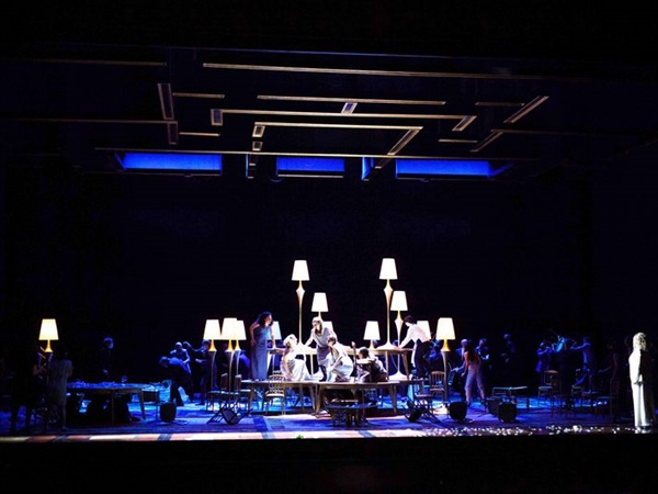 El Teatro Real estrena una nueva producción de Ariadna y Barbazul, un alegato contra el maltrato a las mujeres