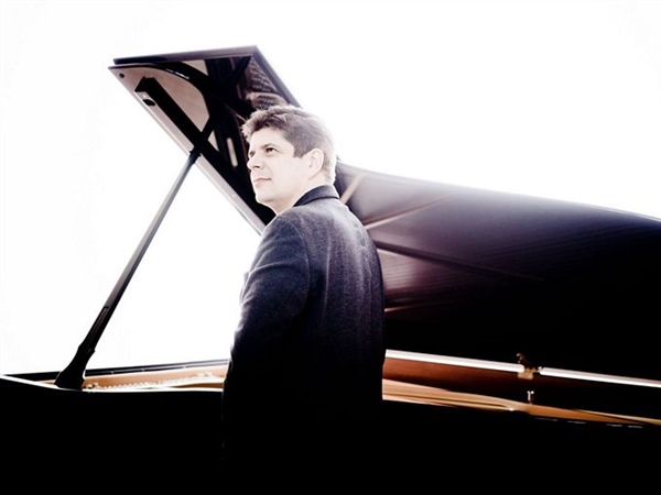 Crítica / Javier Perianes y Falla - por Juan Berberana