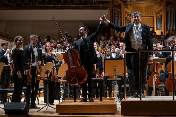 Crítica / #Falla150 de gira europea - por Luis Mazorra Incera