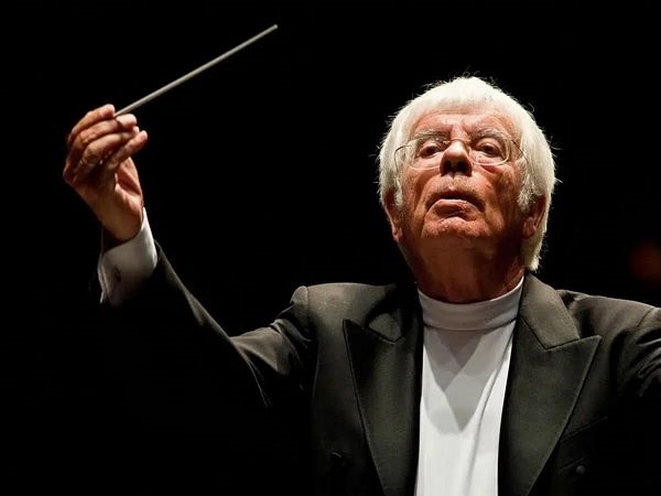 Fallece el legendario director especializado en Bach Helmut Rilling