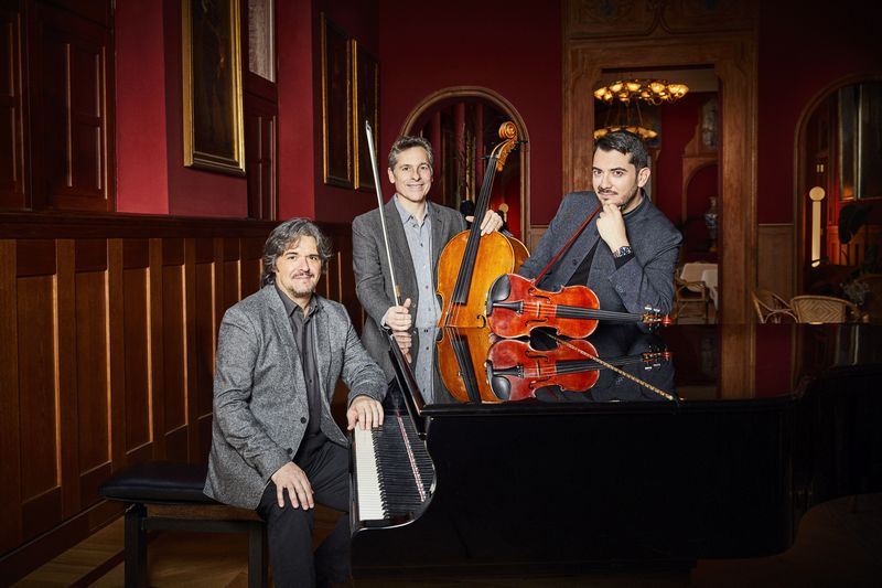 El Trío Arbós pone música en directo a un clásico de Buster Keaton en el Círculo de Bellas Artes