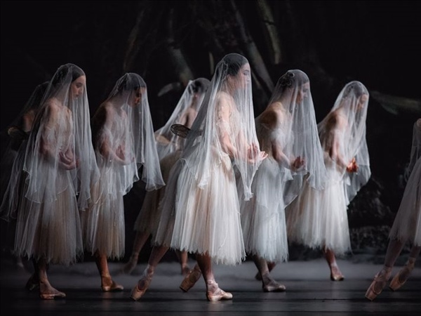 El Royal Ballet de Londres presenta su mítica producción de Giselle en cines