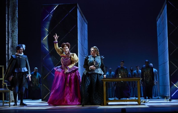 Crítica / Incisiva Elisabetta, lírica Stuarda en Bilbao - por Darío Fernández Ruiz