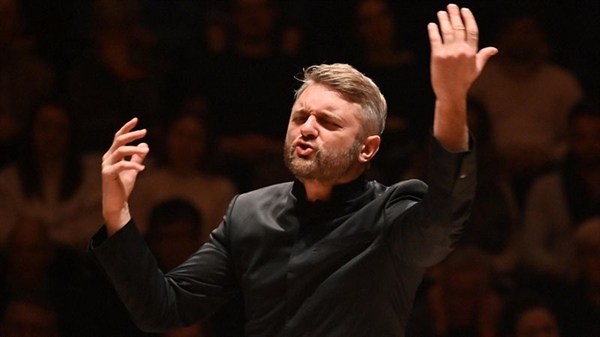 Crítica / Locus amoenus - por Luis Mazorra Incera