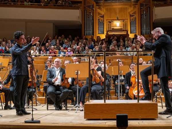 Crítica / La Orquestra de València triunfa en el Auditorio Nacional - por Joan Gómez Alemany