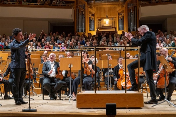 Crítica / La Orquestra de València triunfa en el Auditorio Nacional - por Joan Gómez Alemany