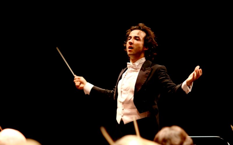 Carlos Checa dirige el Requiem de Mozart en el Palau de la Música Catalana