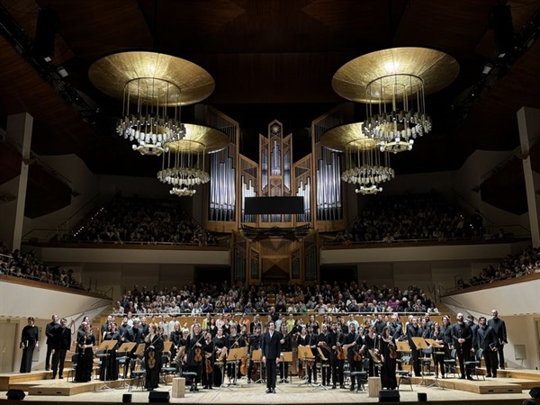 Crítica / Raphaël Pichon en la cima interpretativa de Johann Sebastian Bach - por Simón Andueza