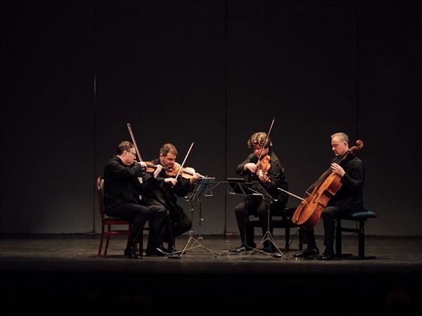 Crítica / Técnica y homogeneidad tímbrica del Cuarteto Jerusalem - por José Antonio Cantón