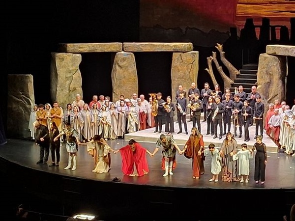 Crítica / Norma devuelve la ópera a Santander - por Darío Fernández Ruiz