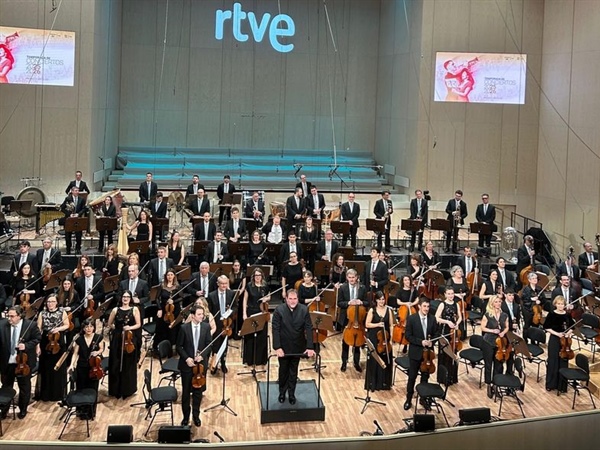 Crítica / Diálogos y palimpsestos - por Justino Losada