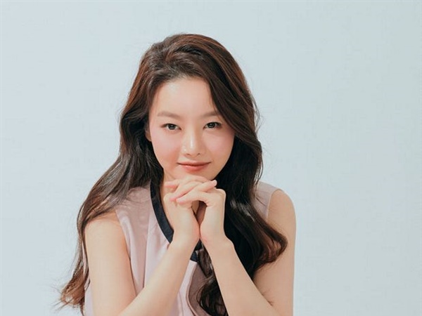 La Orquesta Nacional de España presenta a la violinista Bomsori con el director Nuno Coelho