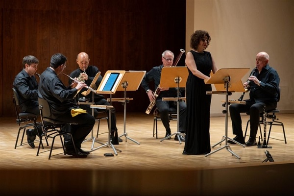 Crítica / Del Quijote a Strauss - por Luis Mazorra Incera