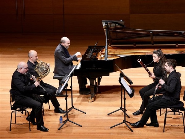 Crítica / Una despedida intensa por cuatro épocas diversas - por José M. Morate Moyano