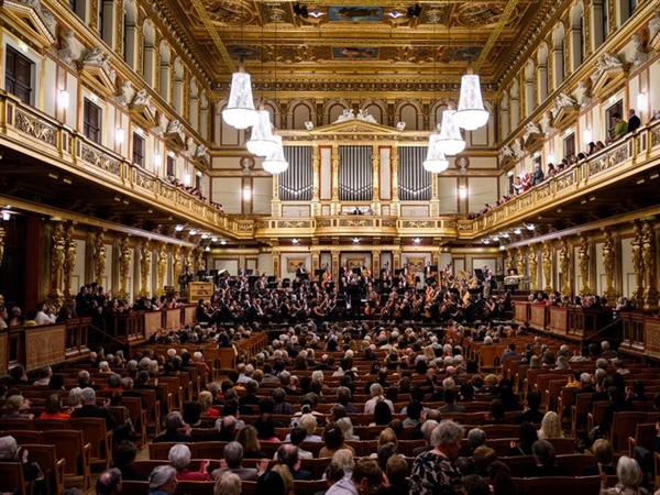 La Orquesta de València brilla en su debut en la legendaria Sala Dorada del Musikverein de Viena