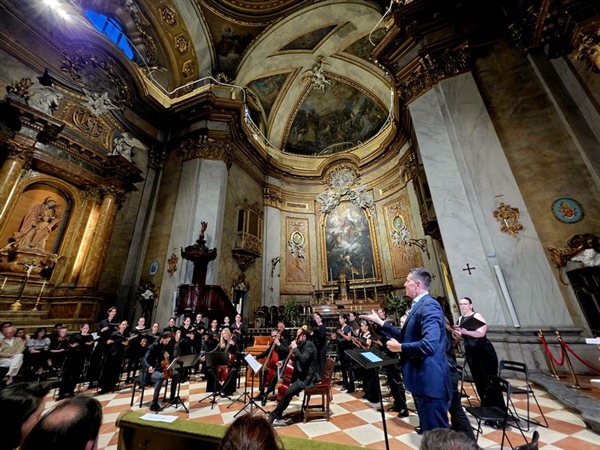 Crítica / Personal homenaje a J.S. Bach de Accademia del Piacere - por Simón Andueza