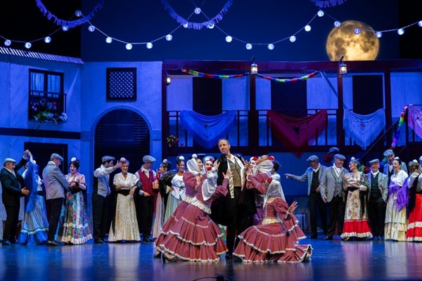 Crítica / La Revoltosa en Santander: Chapí resiste desde el foso - por Darío Fernández Ruiz